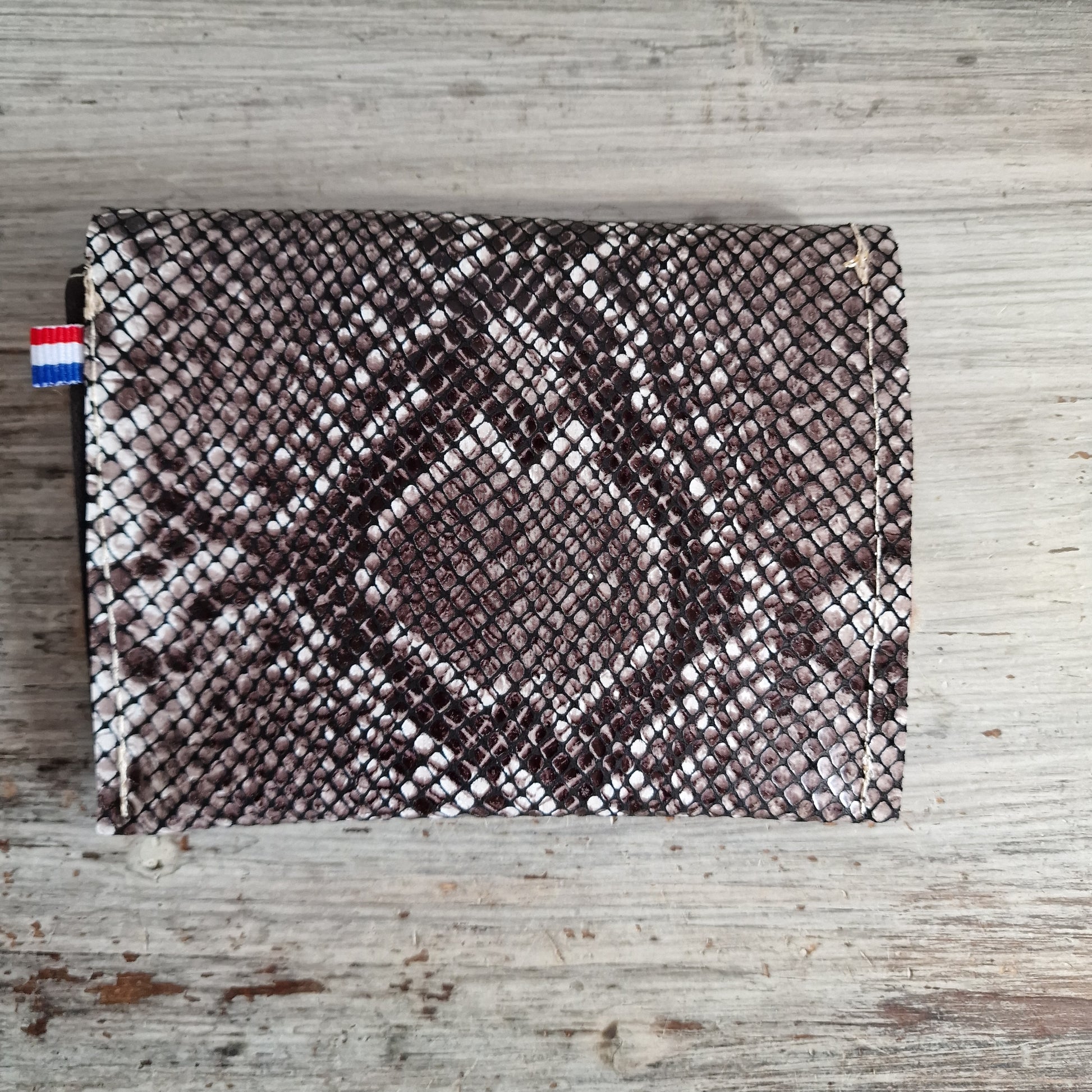 Pochette en cuir MARRON Serpent et Mouton pour passeport et cartes