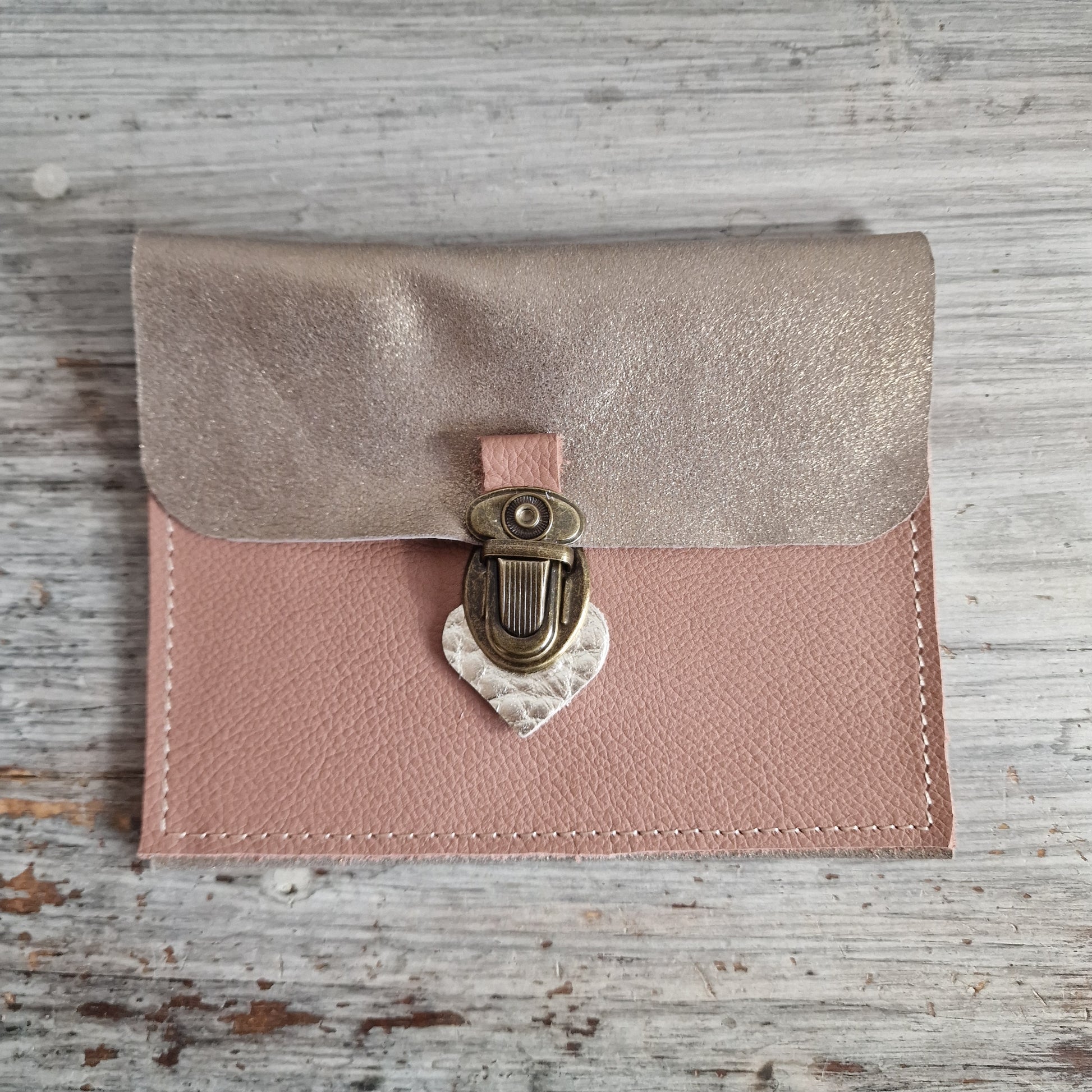 Pochette en cuir TERRACOTTA et BEIGE Irisé