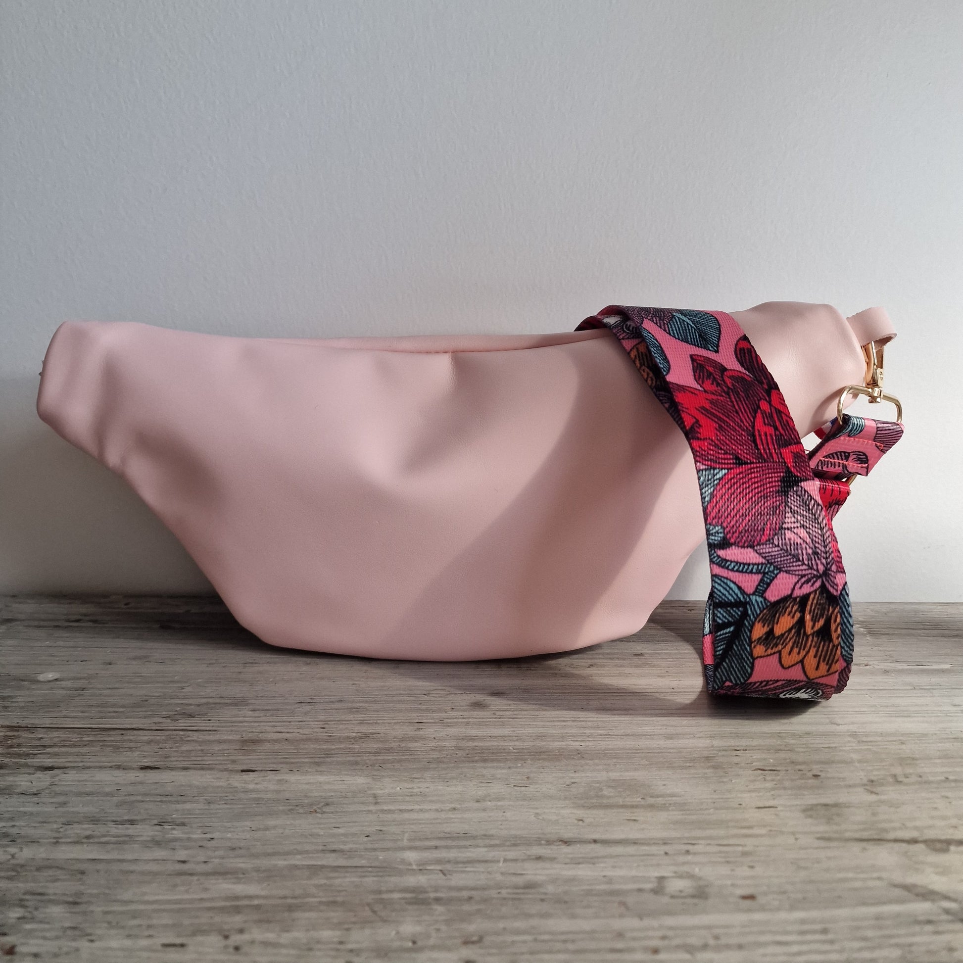 Sac banane Femme en cuir ROSE