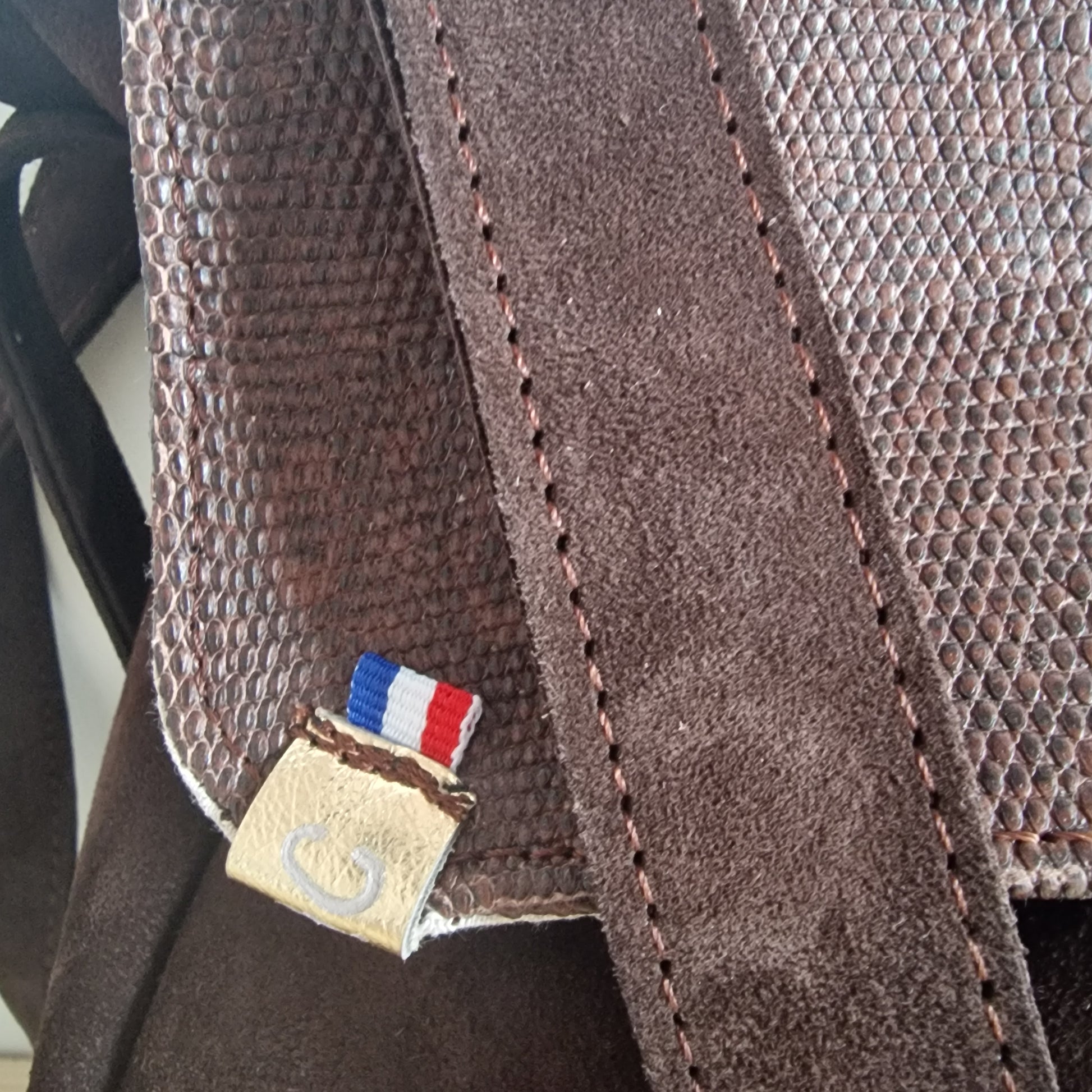 Sac Besace Femme en Cuir MARRON Chocolat et Rabat en cuir Croco