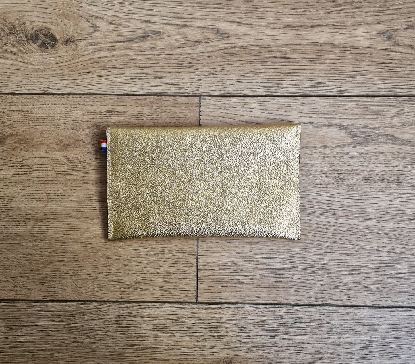 Pochette en cuir DORÉ grainé