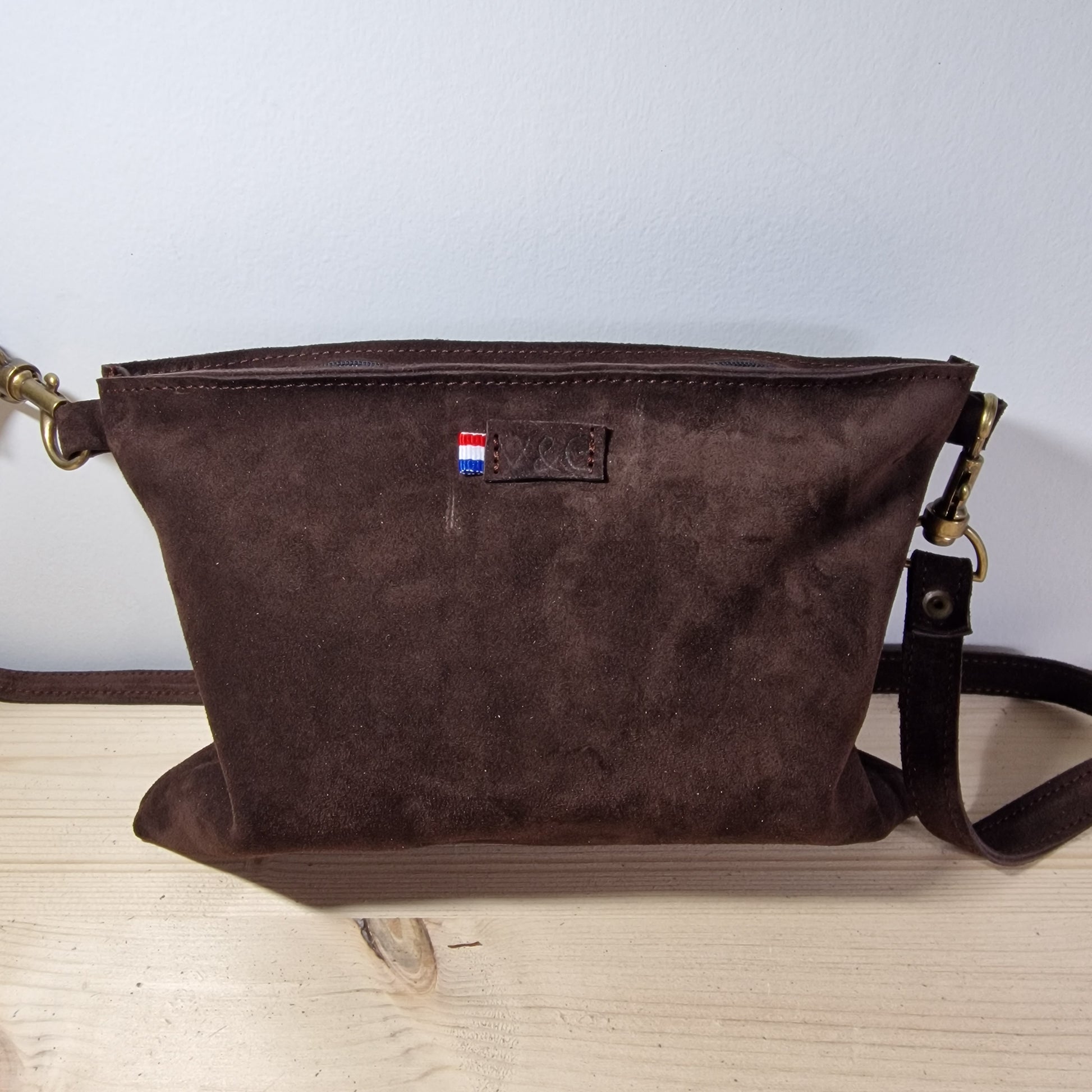 Sac à main en cuir Marron Chocolat et Tête de taureau Beige TORO 2025